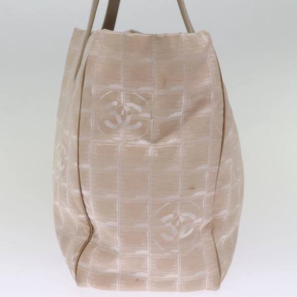 CHANEL New Travel Line Tote Bag Nylon Beige CC Auth bs14728 - Picture 4 of 16